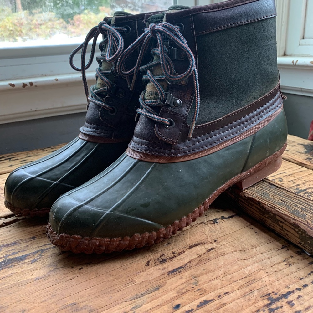 Vintage ChillMark Forest Green Duck Boots